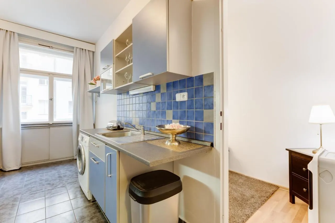 Exclusive Riverside Apartment In The Heart Of Praga