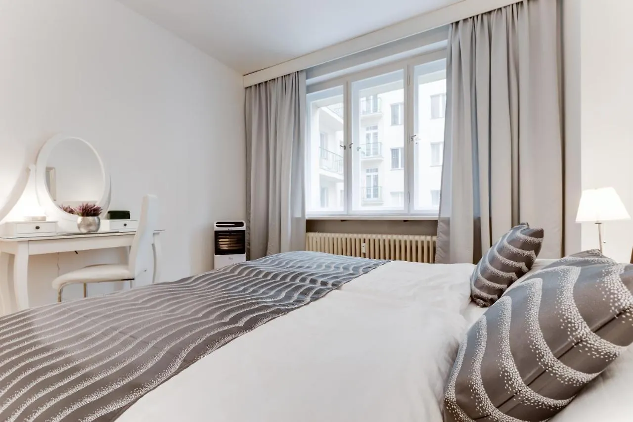 Exclusive Riverside Apartment In The Heart Of Praga