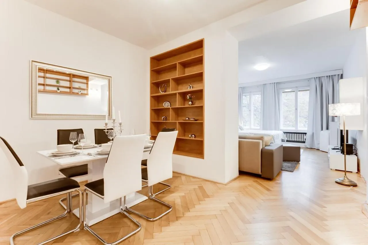 Exclusive Riverside Apartment In The Heart Of Praga 0*,  República Checa